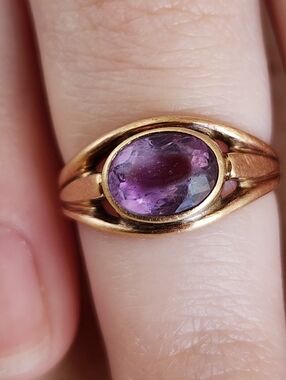 Antique 10kt Amethyst Oval Ring Size 4.5